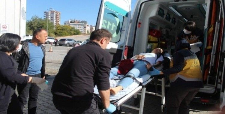 Antalya'da eski eşini takip edip silahla vurdu