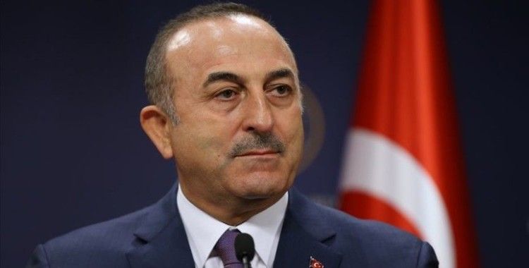 Dışişleri Bakanı Çavuşoğlu: 7 ülkeden 3 bin 358 öğrenci Türkiye'ye getirilecek