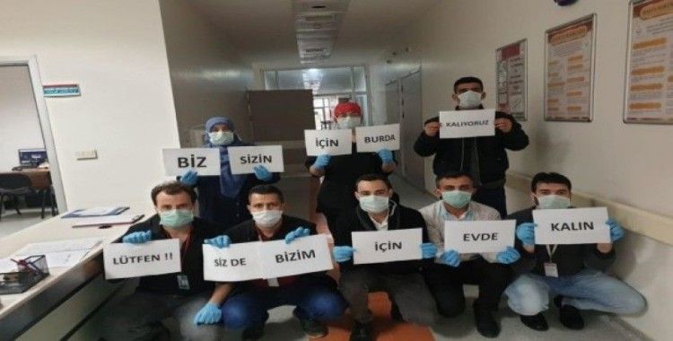 Sağlık çalışanlarından Türkçe ile Arapça "evde kalın" çağrısı