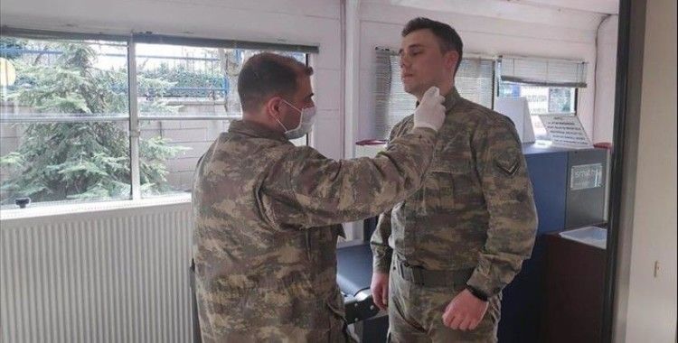 Askeri birliklerde koronavirüs tedbirleri uygulanmaya devam ediyor