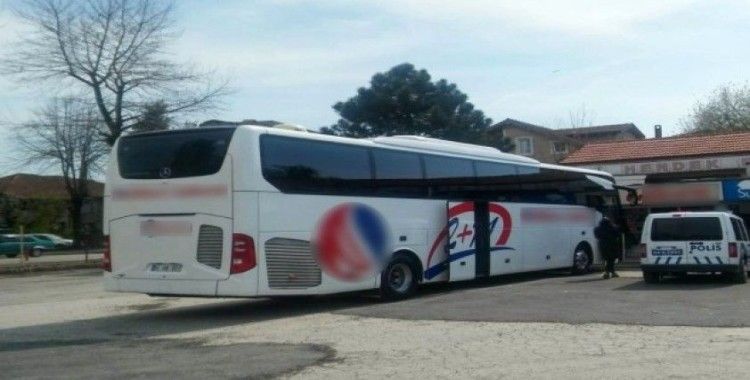 Yolcu otobüsünde fenalaşan 72 yaşındaki kadın panik yaşattı