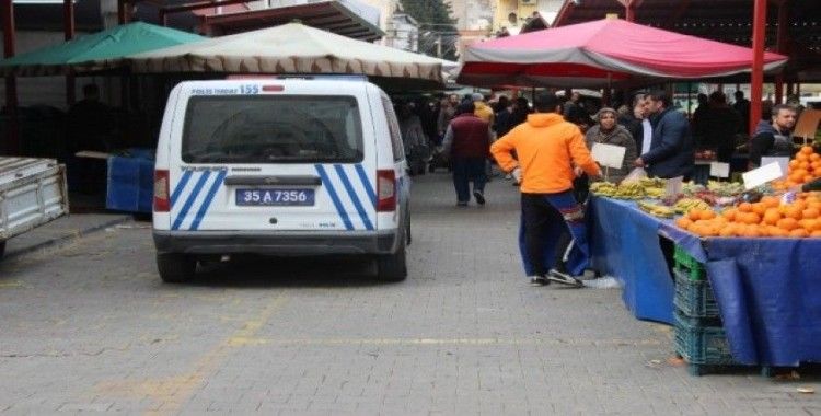 İzmir’de 65 yaş üstü vatandaşlara polis ve bekçiden uyarı