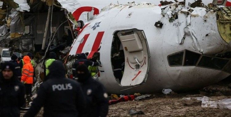 Uçak kazası soruşturmasında tutuklanan kaptan pilota 'ev hapsi' koşuluyla tahliye