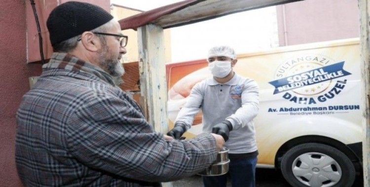 Sultangazi Belediyesi’nden yaşlılara yardım eli