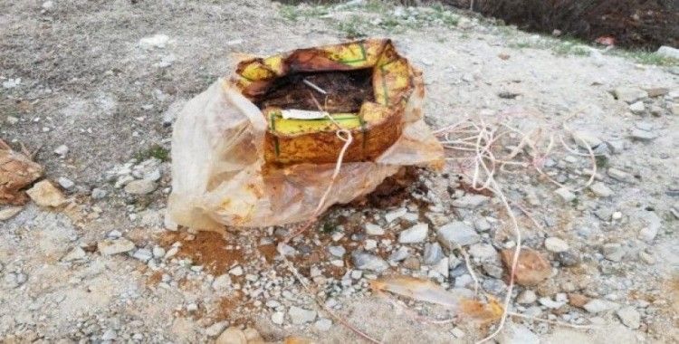 Bitlis'te teröristlerin köy yoluna tuzakladığı 30 kilo EYP imha edildi