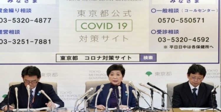 Tokyo Valisi Koike, "evde kal" çağrısı yaptı, marketlerde uzun kuyruk oluştu