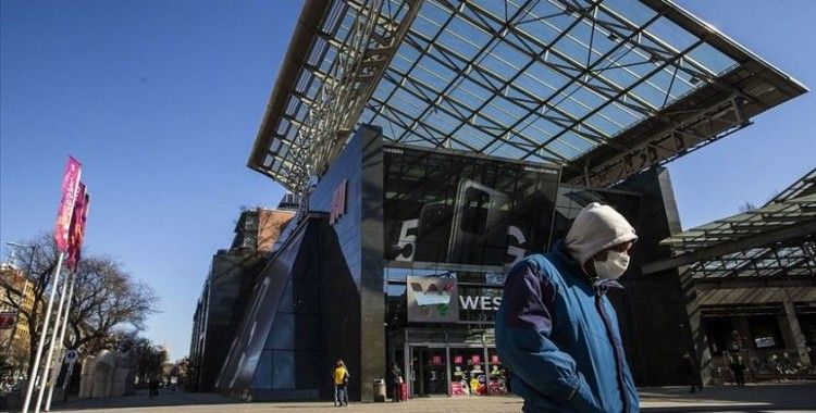 Kovid-19 salgını Avrupa'yı etkilemeye devam ediyor