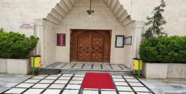 Siirt’te camiler ikinci bir emre kadar kapatıldı
