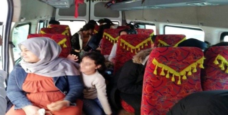 Şehirlerarası otobüs yolculuğu yasağını ihlal eden 49 kişi Sakarya gişelerinde yakalandı