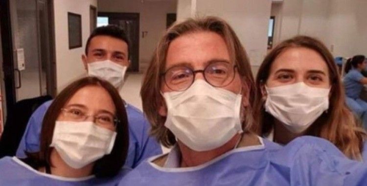 7 gün boyunca laboratuvarda koronavirüsle baş başa kalacak olan Prof. Dr. Ovalı: 'Bana dua edin'