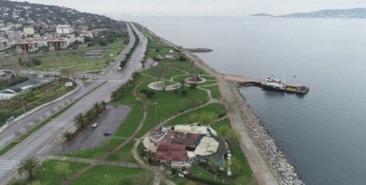 Korona virüs nedeniyle boş kalan Anadolu Yakası sahil şeridi havadan görüntülendi