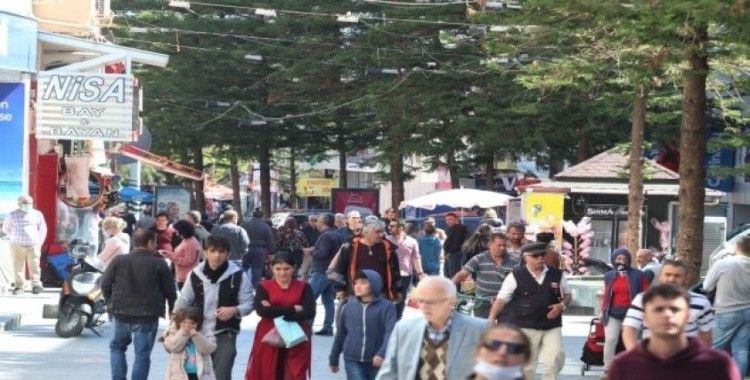 Antalya sokaklarında sıcak hava yoğunluğuna polis uyarısı