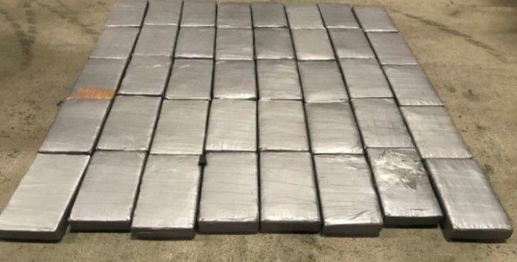 Mersin Limanı'ndaki bir gemide 47 kilo 800 gram kokain ele geçirildi