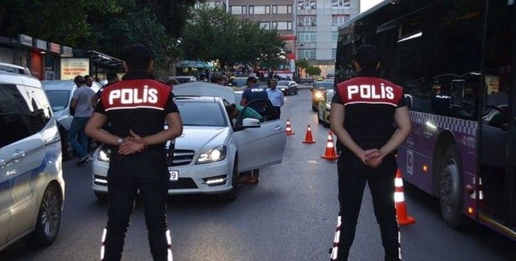 İstanbul'da korona virüs tedbirlerini ihlal 205 kişiye cezai işlem