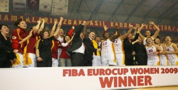 Galatasaray, kadın basketbol takımının ilk Avrupa zaferini unutmadı