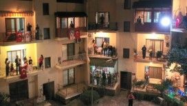 KKTC'de 23 Nisan coşkusu balkonlara taştı