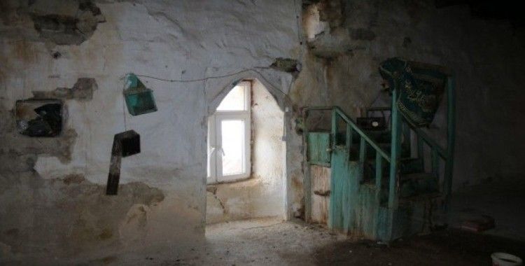 Osmanlı dönemine ait tarihi cami restore edilmeyi bekliyor