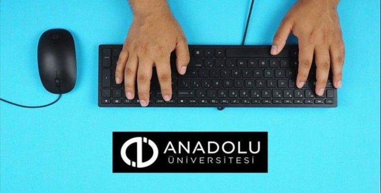Anadolu Üniversitesi açıköğretim sınavı başarıyla tamamlandı
