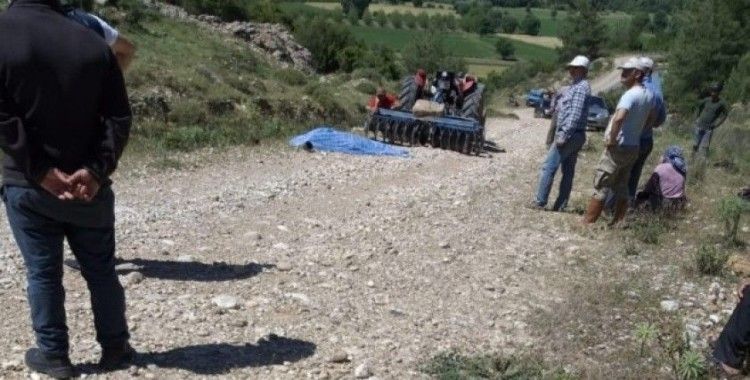 Antalya’da traktör kazalarında 2 kişi hayatını kaybetti
