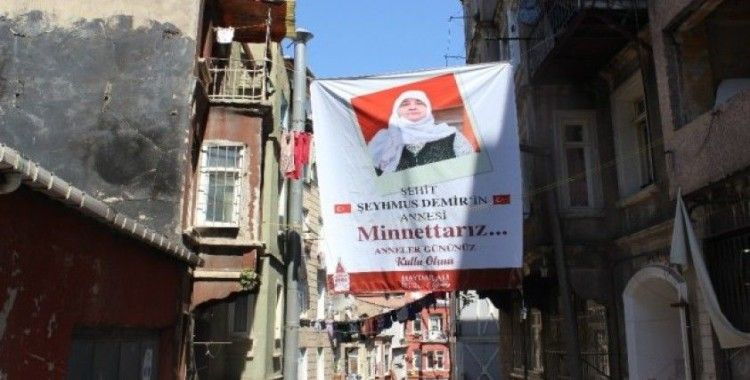 Beyoğlu Belediyesi Anneler Günü’nde şehit annelerini unutmadı