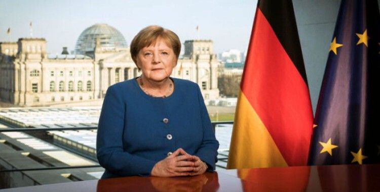 Almanya Başbakanı Merkel'den 'Kurallara uyun' çağrısı