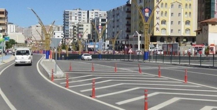 Mardin’de kısıtlama kalktı vatandaşlar sokağa çıktı