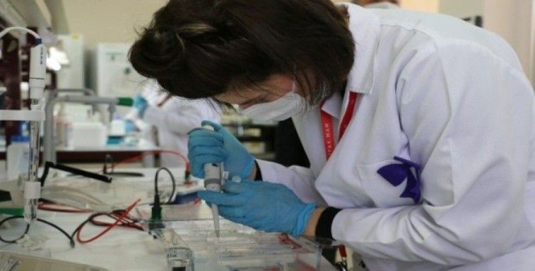 TÜBİTAK, koronavirüs aşısı için tarih verdi