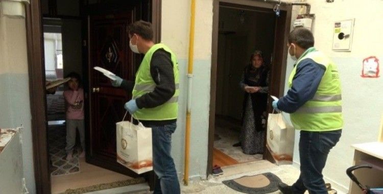 Kırıkkale’de 100 bin maske dağıtıldı
