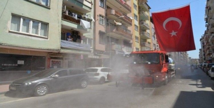 Aydın’da cadde ve bulvarlar dezenfekte ediliyor