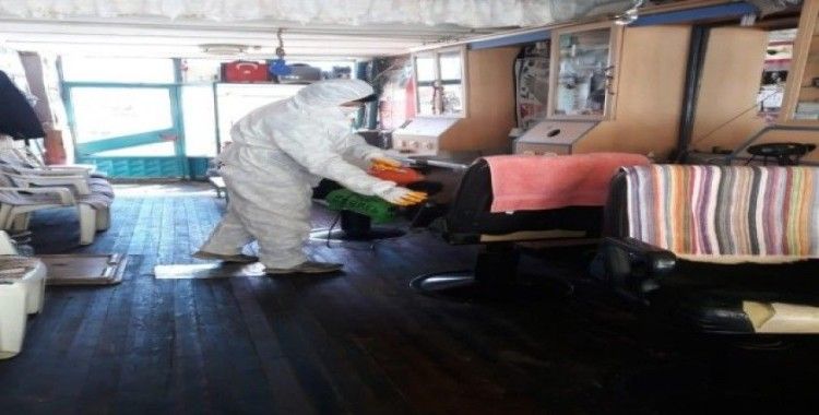 Hüyük’te belediye tarafından berber ve kuaför salonları dezenfekte edildi