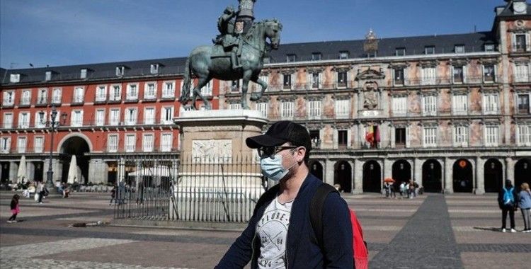 İspanya'da turistler 14 gün karantinaya alınacak