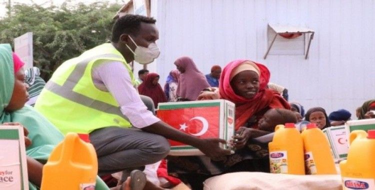 TİKA’dan Somali’de 500 aileye gıda yardımı