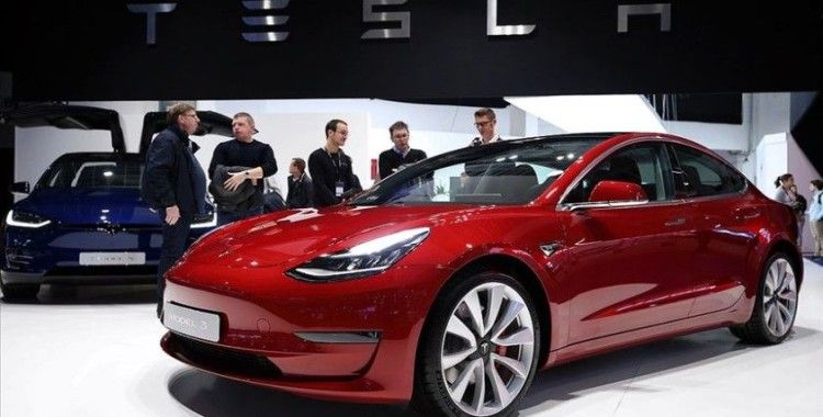 Trump'tan California yönetimine Tesla'nın üretime yeniden başlamasına izin vermesi çağrısı