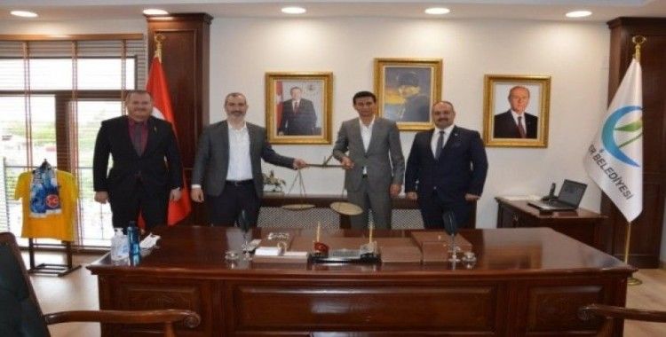 ESMİAD Başkanı Seyhan’dan Çifteler Belediye Başkanı Bıyık’a ziyaret
