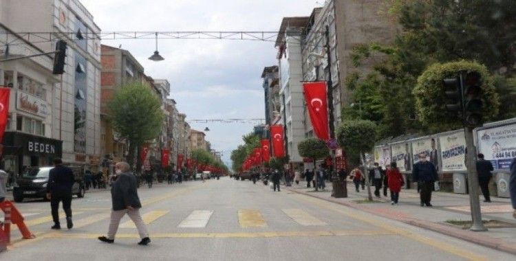 MTSO Başkanı Sadıkoğlu’ndan kapalı caddelerin açılması önerisi