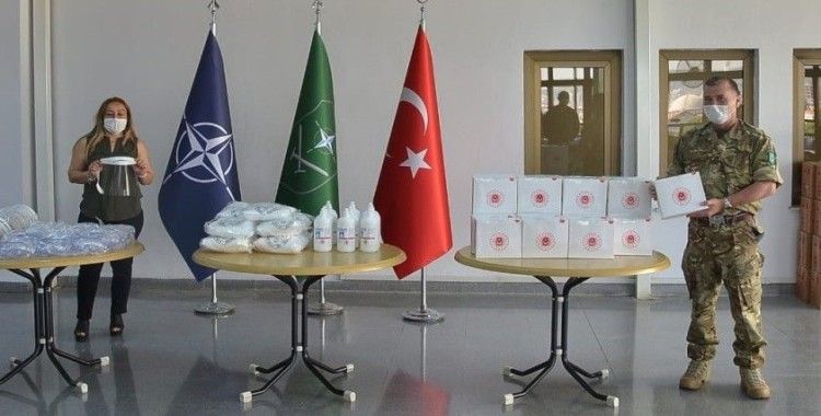 NATO'da görevli personele sağlık malzemesi desteği