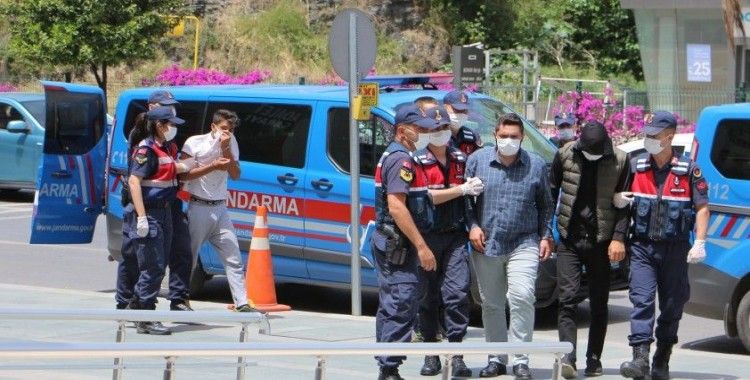Antalya'da 12 ayrı yayla evinden hırsızlığa 2 tutuklama