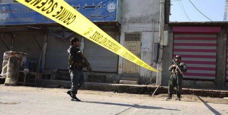 Afganistan'da 2 ayrı camiye silahlı saldırı: 11 ölü