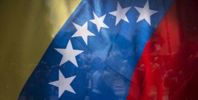 Venezuela, İngiltere'nin dondurduğu altın rezervi için mahkemeye gitti