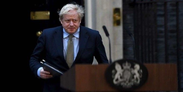 İngiltere Başbakanı Johnson: '1 Haziran'dan itibaren günde 10 bin yeni vaka izlenecek'