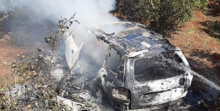 Afrin'de bir sivilin aracı havadan vuruldu: 2 ölü