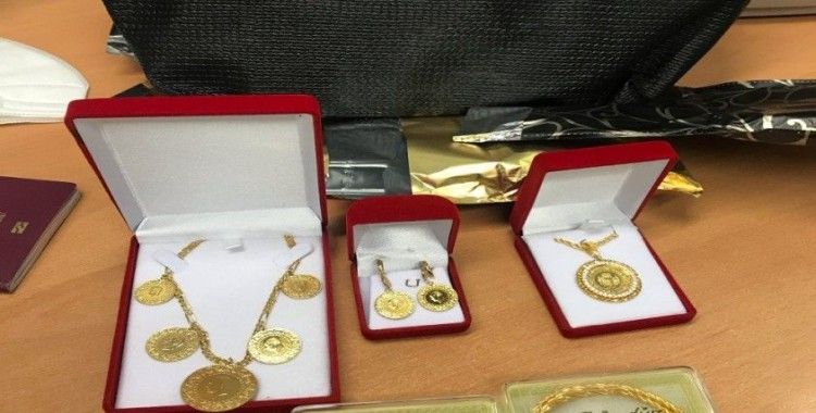 Almanya'da polis yolcunun bagajında bulunan altınlara el koydu