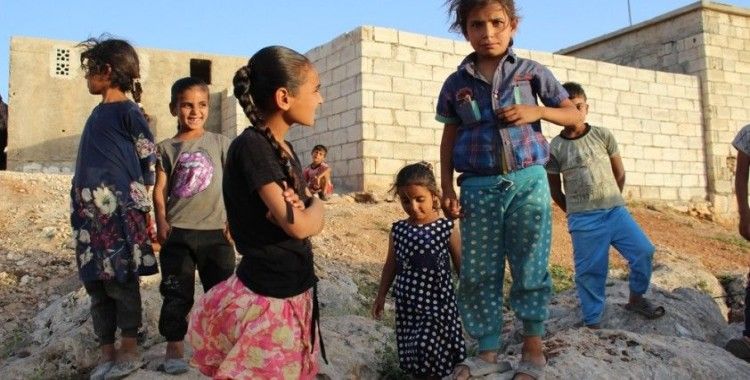 Suriyeli çocukların buruk bayram sevinci