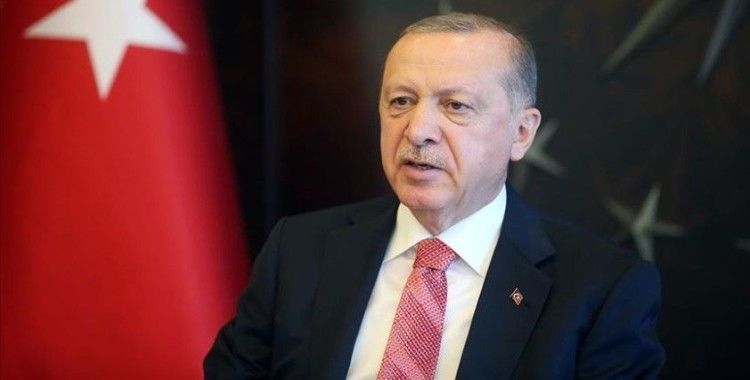 Erdoğan: Unutmayınız siyaset girmekle talip olduğumuz tek şey milletimizin hizmetkarlığıdır