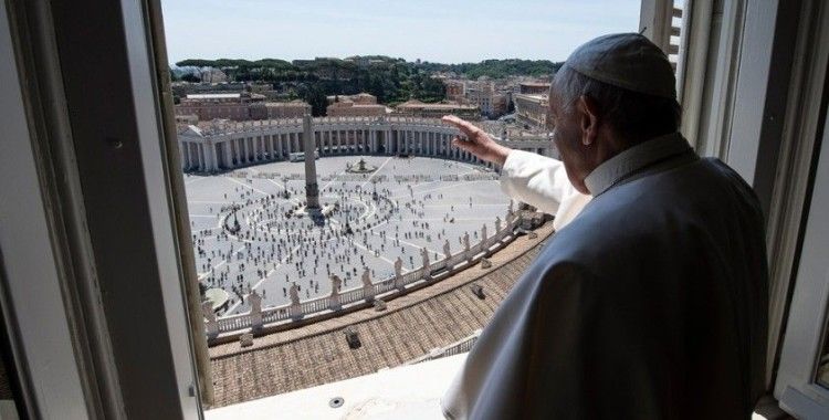 Papa Francis'den 3 ay sonra ilk kutsama