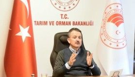 Tarım ve Orman Bakanı Pakdemirli bakanlık personeliyle bayramlaştı
