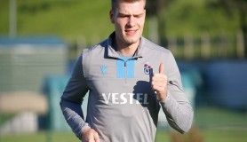 Trabzonspor, çalışmalarını akşam antrenmanıyla sürdürdü