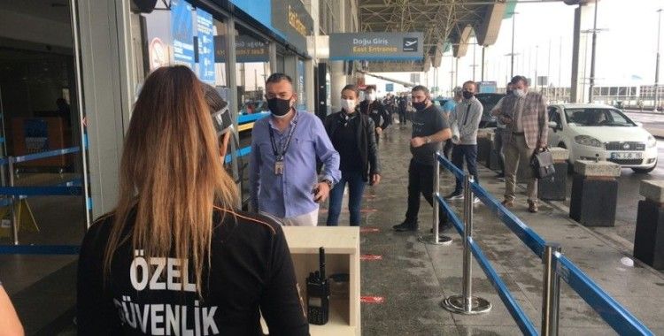 Sabiha Gökçen Havalimanı'ndan ilk uçuş İzmir'e yapıldı
