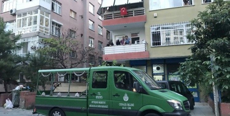 Kadıköy’de eşi tarafından öldürülen kadının cenazesi morga kaldırıldı