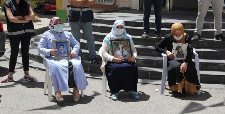 HDP önündeki ailelerin evlat nöbeti 276'ncı gününde